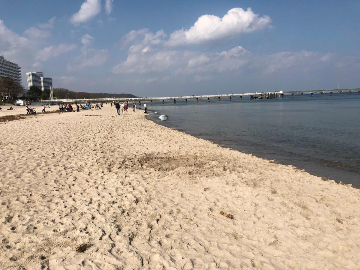 FeWo Achterndiek und Strandläufer Timmendorfer Strand Exterior foto